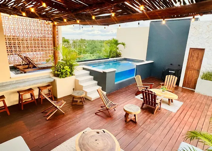 Jacuzzi Retreat Sunrise Haven Apartamento Tulum