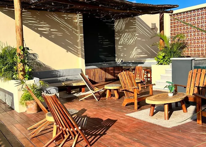 Jacuzzi Retreat Sunrise Haven Apartamento *